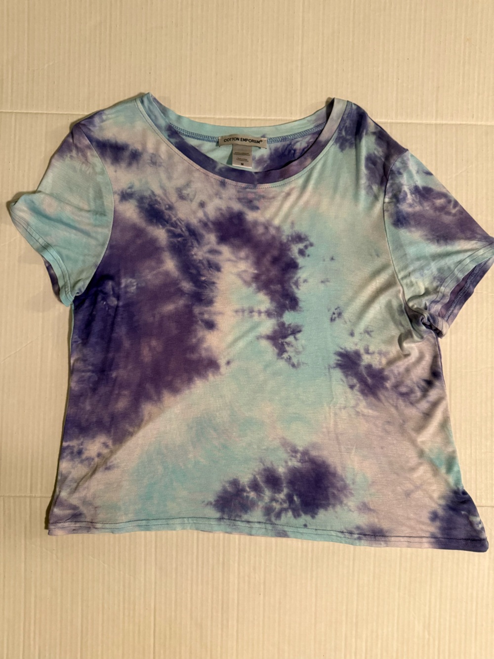 Short sleeve tie-dye, teal aqua purple
Cotton Emporium women’s top size medium